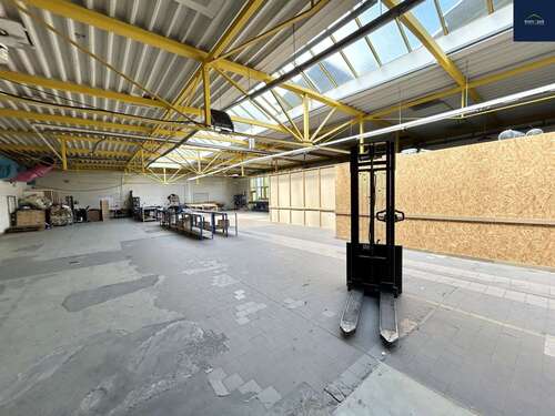 Foto - Halle in Tamm 2.702,00 € 386 m²