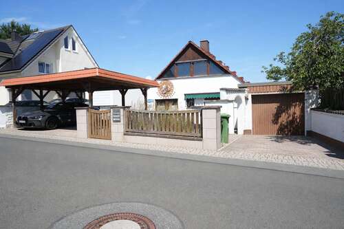 Foto - Haus zum Kaufen in Wendelstein 525.000,00 € 257 m²