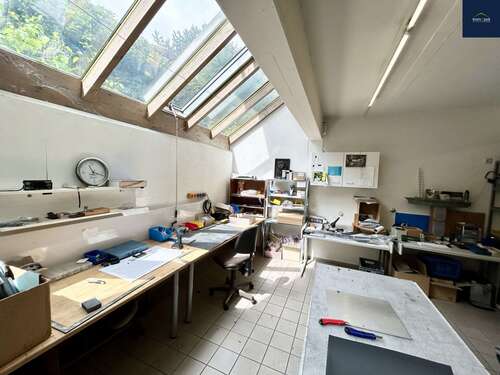 Foto - Halle in Tamm 552,50 € 130 m² - 552,50 EUR Kaltmiete, ca.  130,00 m²