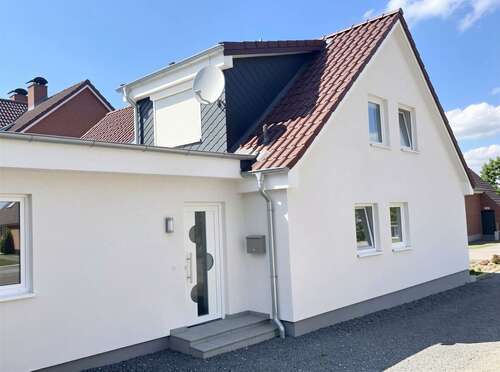 Foto - Haus zum Kaufen in Süsel 449.000,00 € 185 m²