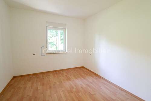 Foto - Wohnung zum Kaufen in Neutraubling 225.168,50 € 61.69 m²