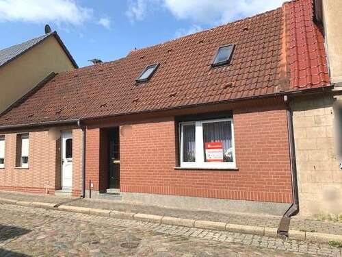 Foto - Haus zum Kaufen in Perleberg 79.000,00 € 61 m²
