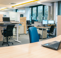 Büro in Augsburg 200,00 € 8 m² - 200,00 EUR Kaltmiete, ca.  8,00 m² in Augsburg (PLZ: 86159)