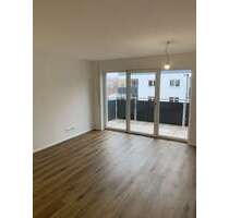 Wohnung zum Mieten in Traunreut 900,00 € 63.36 m²