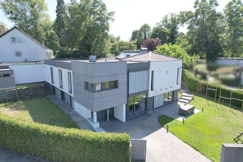 Foto - Haus zum Kaufen in Sankt Augustin 1.650.000,00 € 424.83 m²
