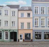 Haus zum Kaufen in Flensburg 349.000,00 € 163.01 m²