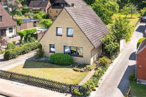Foto - Haus zum Kaufen in Mölln , Kr Hzgt Lauenb 284.000,00 € 130 m²