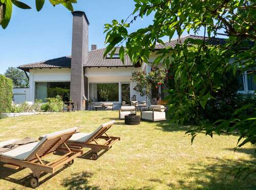 Foto - Haus zum Kaufen in Neu-Isenburg 1.300.000,00 € 254.87 m²