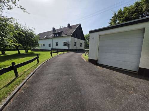 Foto - Haus zum Kaufen in Hellenthal-Ramscheid 299.000,00 € 120 m²