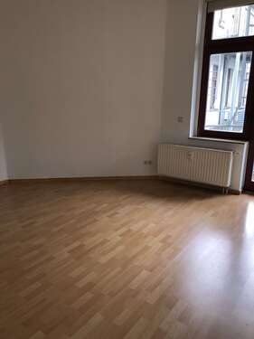 Foto - Wohnung zum Kaufen in Magdeburg 60.000,00 € 30.74 m²