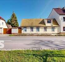 Haus zum Kaufen in Bad Lauchstädt 66.000,00 € 152.68 m²