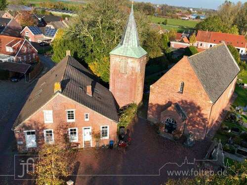 Foto - Haus zum Kaufen in Leer (Ostfriesland) 299.500,00 € 282 m²