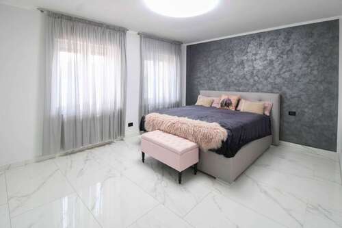 Foto - Haus zum Kaufen in Idstein 830.000,00 € 219.23 m²