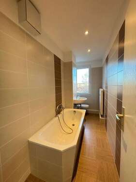 Foto - Wohnung zum Mieten in Görlitz 327,67 € 60.68 m²