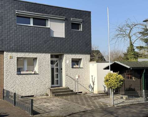 Foto - Haus zum Kaufen in Korschenbroich 429.000,00 € 111 m²