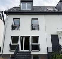 Haus zum Mieten in Berlin Staaken 2.150,00 € 105 m² - Berlin / Staaken