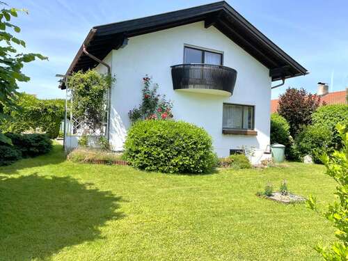 Foto - Haus zum Kaufen in Bernau am Chiemsee 989.000,00 € 170 m²