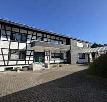 Haus zum Mieten in Bad Honnef 1.250,00 € 180 m²