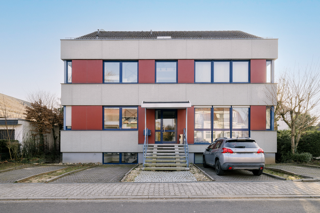Foto - Haus zum Mieten in Sulzbach 5.575,00 € 403 m²