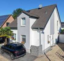 Haus zum Kaufen in Langenfeld 625.000,00 € 148.14 m²