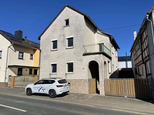 Foto - Haus zum Kaufen in Hammersbach 168.000,00 € 135 m²