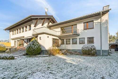 Foto - Haus zum Kaufen in Frankfurt am Main 1.769.000,00 € 345 m²