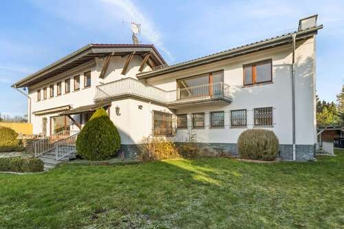 Foto - Haus zum Kaufen in Frankfurt am Main 1.769.000,00 € 345 m²