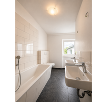 Wohnung zum Mieten in Berlin 1.500,00 € 118.18 m²