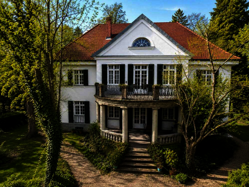 Foto - Haus zum Kaufen in Regensburg 980.000,00 € 432 m²