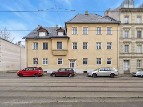 Foto - Haus zum Kaufen in Frankfurt 491.000,00 € 540 m²