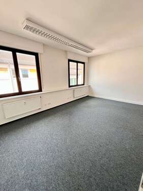Foto - Büro in Offenbach am Main 1.790,00 € 179 m²