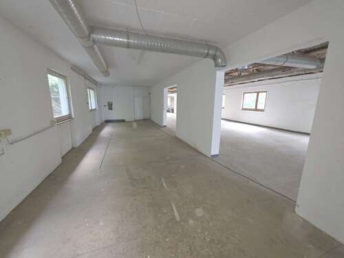 Foto - Halle in Königswinter Heisterbacherrott 1.200,00 € 300 m²