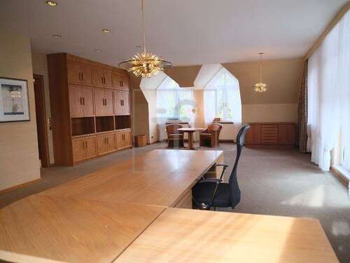 Foto - Büro in Leer (Ostfriesland) 1.200,00 € 186 m²