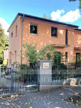 Foto - Haus zum Mieten in Schildow 2.150,00 € 180 m²