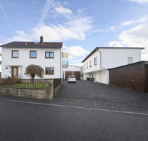 Haus zum Kaufen in Künzell 949.000,00 € 265 m²