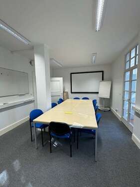 Foto - Büro in Erlangen 2.400,00 € 180 m²