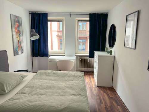 Foto - WG-Zimmer in Frankfurt am Main 899,00 € 30 m²