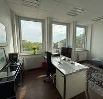 Büro in Köln 700,00 € 23 m² - 700,00&nbsp;EUR Kaltmiete, ca.&nbsp; 23,00&nbsp;m&sup2; in Köln (PLZ: 50823)
