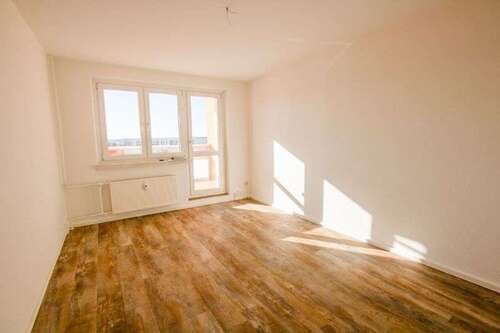 Foto - Wohnung zum Mieten in Halle (Saale) 378,00 € 60.93 m²
