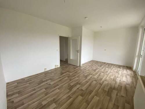 Foto - Wohnung zum Mieten in Suhl 524,01 € 80.93 m²