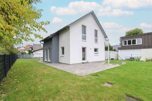 Foto - Haus zum Kaufen in Neu-Anspach 649.000,00 € 113 m²