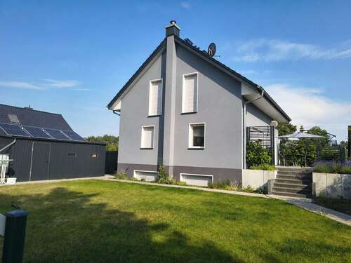 Foto - Haus zum Kaufen in Britz 649.000,00 € 182 m²