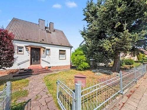 Foto - Haus zum Kaufen in Halle (Saale) 210.000,00 € 83 m²