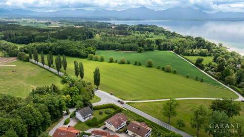 Foto - Grundstück zu verkaufen in Chieming 2.400.000,00 € 80000 m²