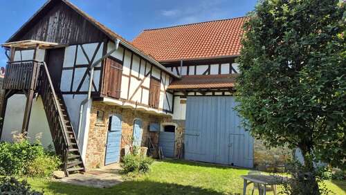 Foto - Haus zum Kaufen in Butzbach-Ostheim 350.000,00 € 234 m²