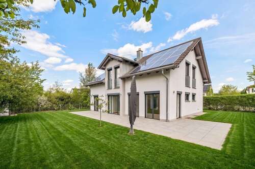 Foto - Haus zum Kaufen in Aschheim 2.400.000,00 € 196 m²