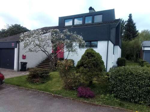 Foto - Haus zum Mieten in Gärtringen 2.150,00 € 180 m²