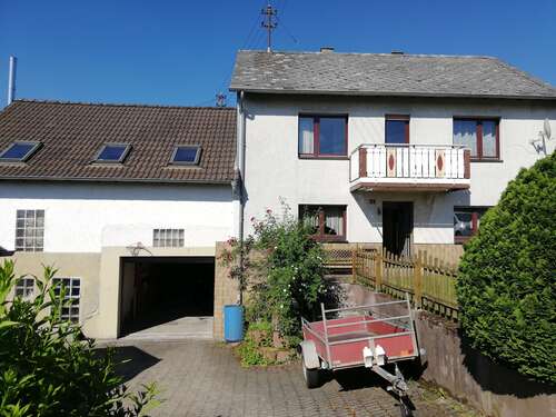 Foto - Haus zum Kaufen in Schwarzerden 139.000,00 € 140 m²