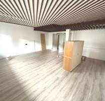 Büro in Eningen 395,00 € 45 m² - 395,00 EUR Kaltmiete, ca.  45,00 m² in Eningen (PLZ: 72800)