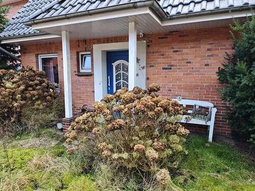 Foto - Haus zum Mieten in Edewecht 1.000,00 € 180 m²